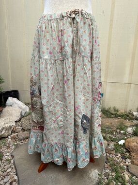 Magnolia Pearl Friendship applique Mon Cheri Print Applique Patchwork Skirt Boho